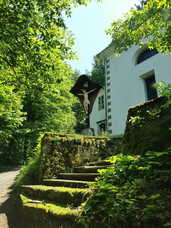 Bajta Kroparica Exteriör bild