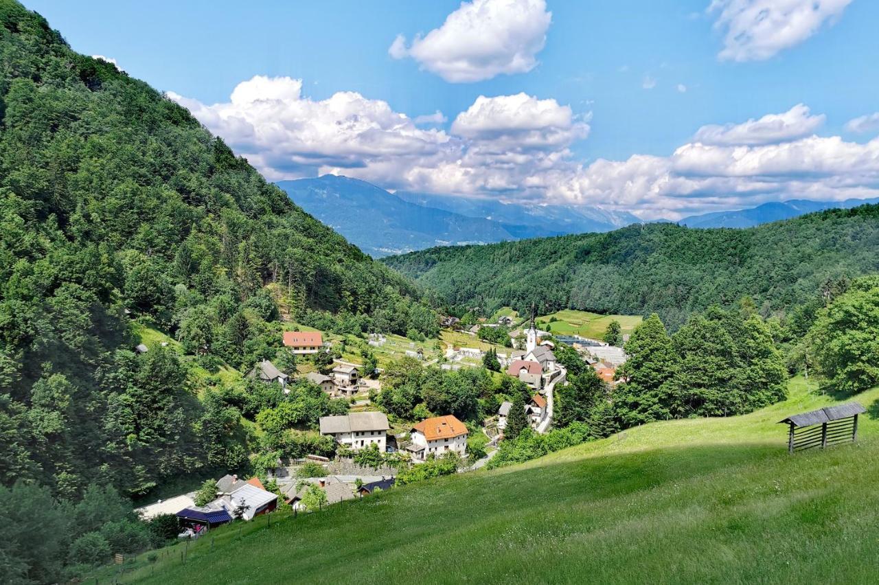 Bajta Kroparica Exteriör bild