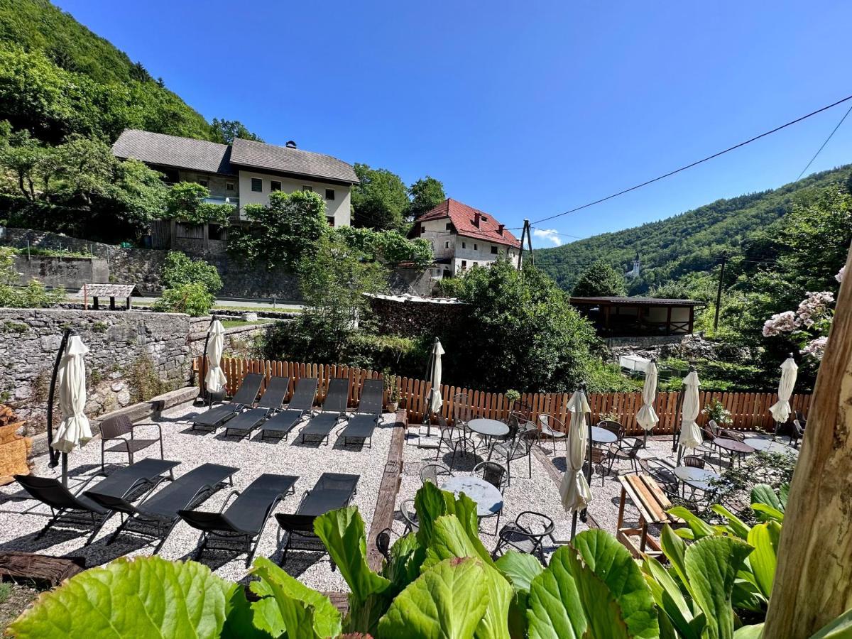 Bajta Kroparica Exteriör bild