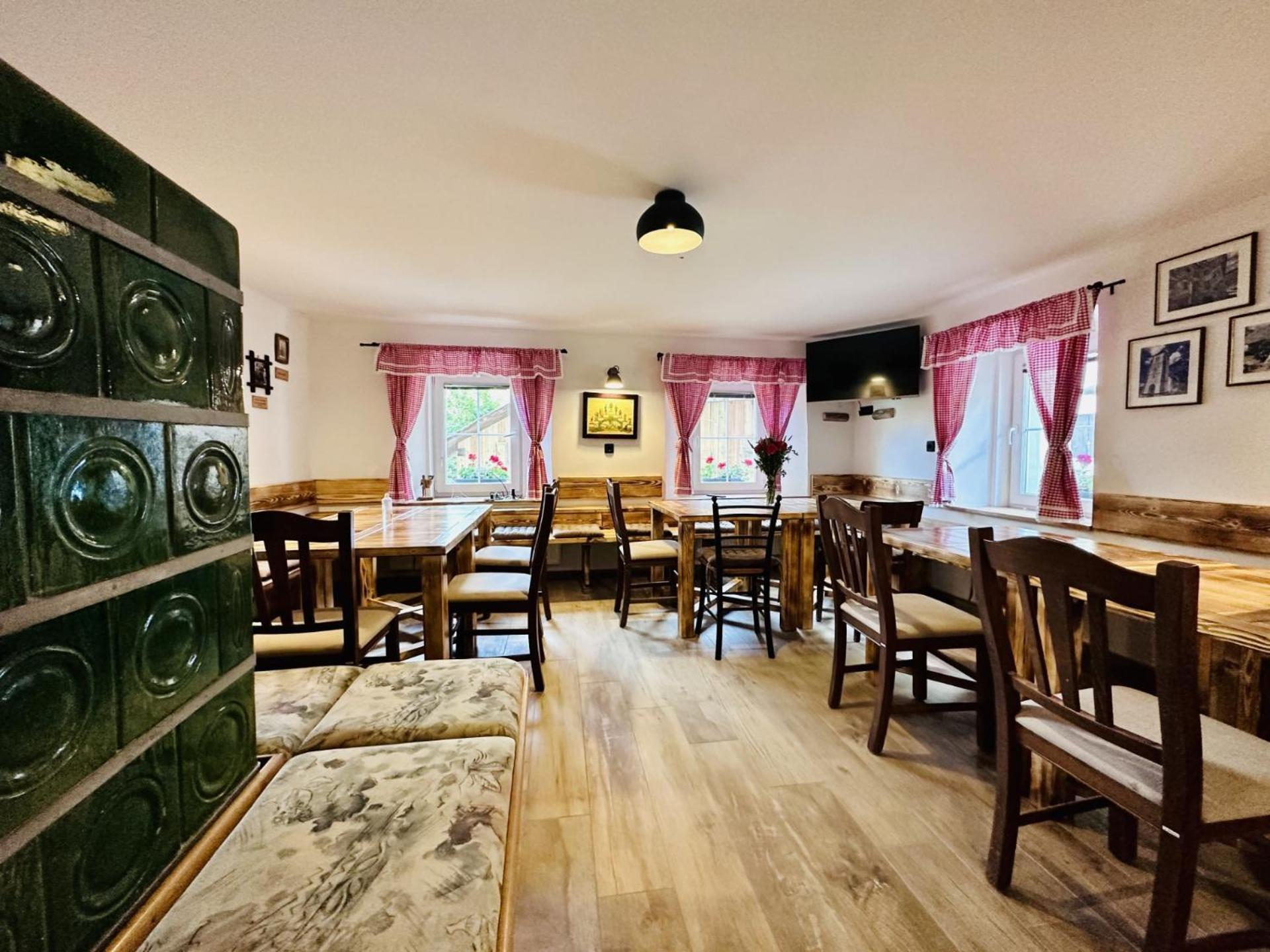 Bajta Kroparica Exteriör bild